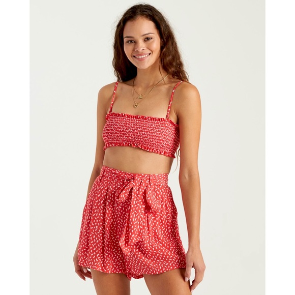 🌺 Billabong Flowy Come at Me 2 Shorts with Belt - Picture 2 of 6